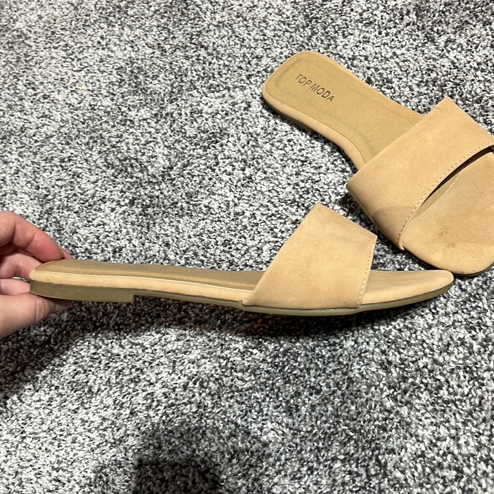 Top Moda slides - Picture 2 of 6
